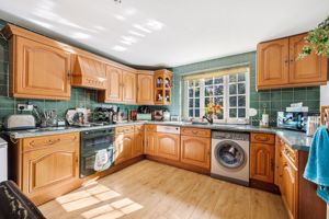 Photo 27- click for photo gallery